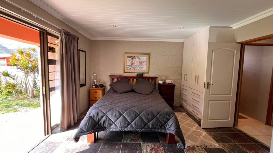 4 Bedroom Property for Sale in Kleinmond Western Cape